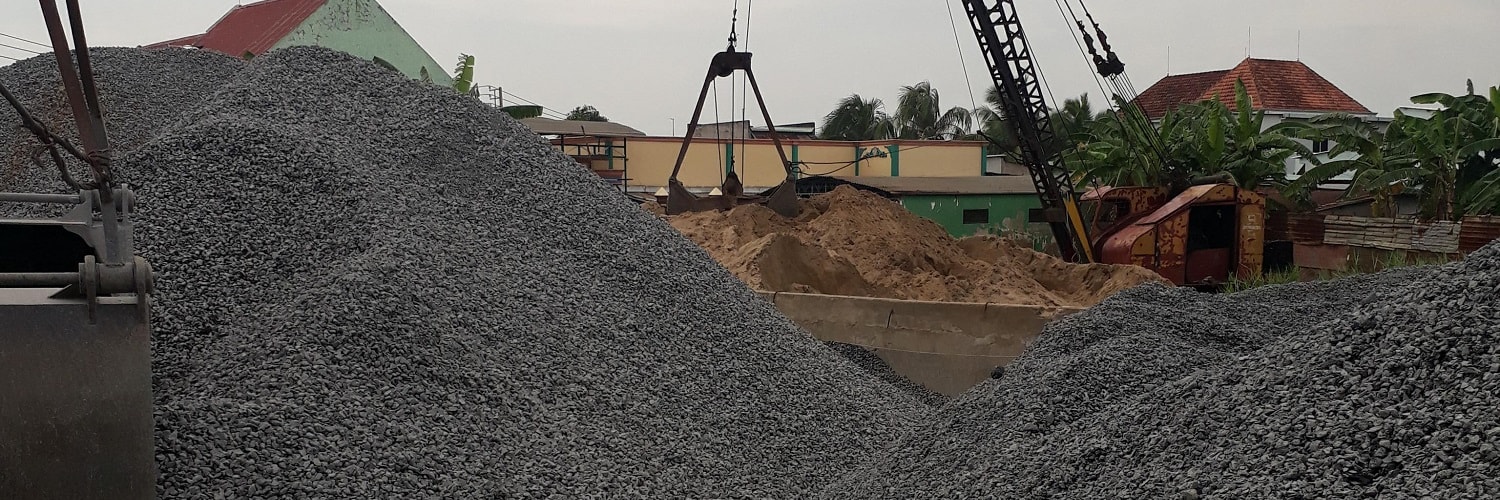 Bãi cát đá Út Lập